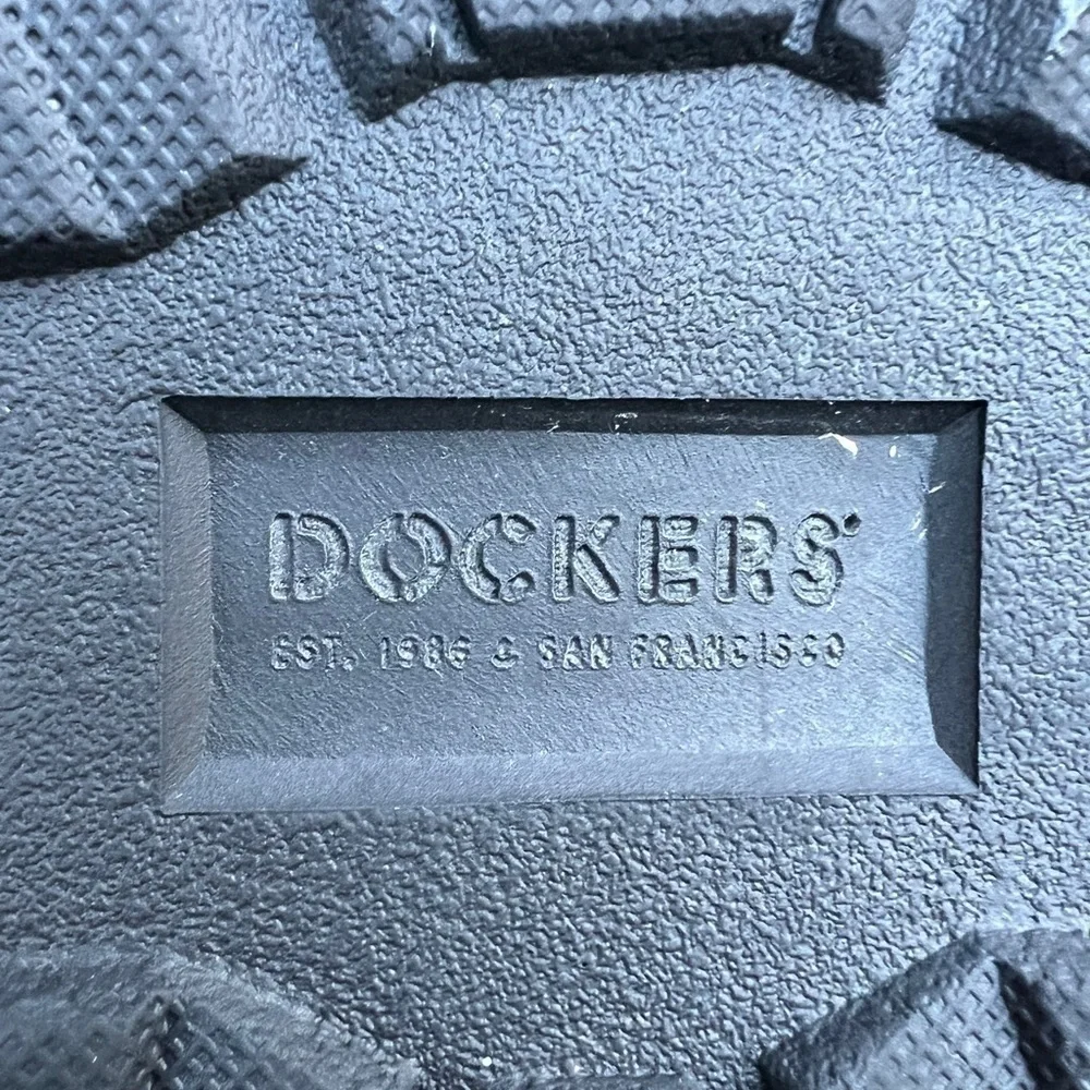 Dockers black Men’s sandals, EUC size 10 Adjustable sports hiking shoe